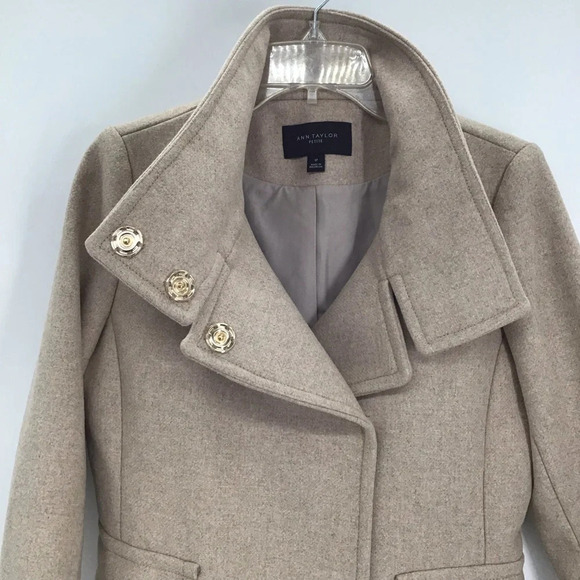 Ann Taylor Wool Blend Pea Coat Career Winter Creme/Tan Size Small Petite - Picture 4 of 11